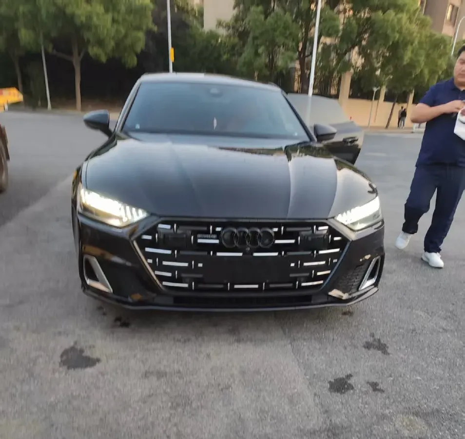 2024 Audi A7L 2.0T 245HP L4 7DCT,autocango,china used car exporter,china ev exporter,chinese used car exporter,chinese used ev exporter