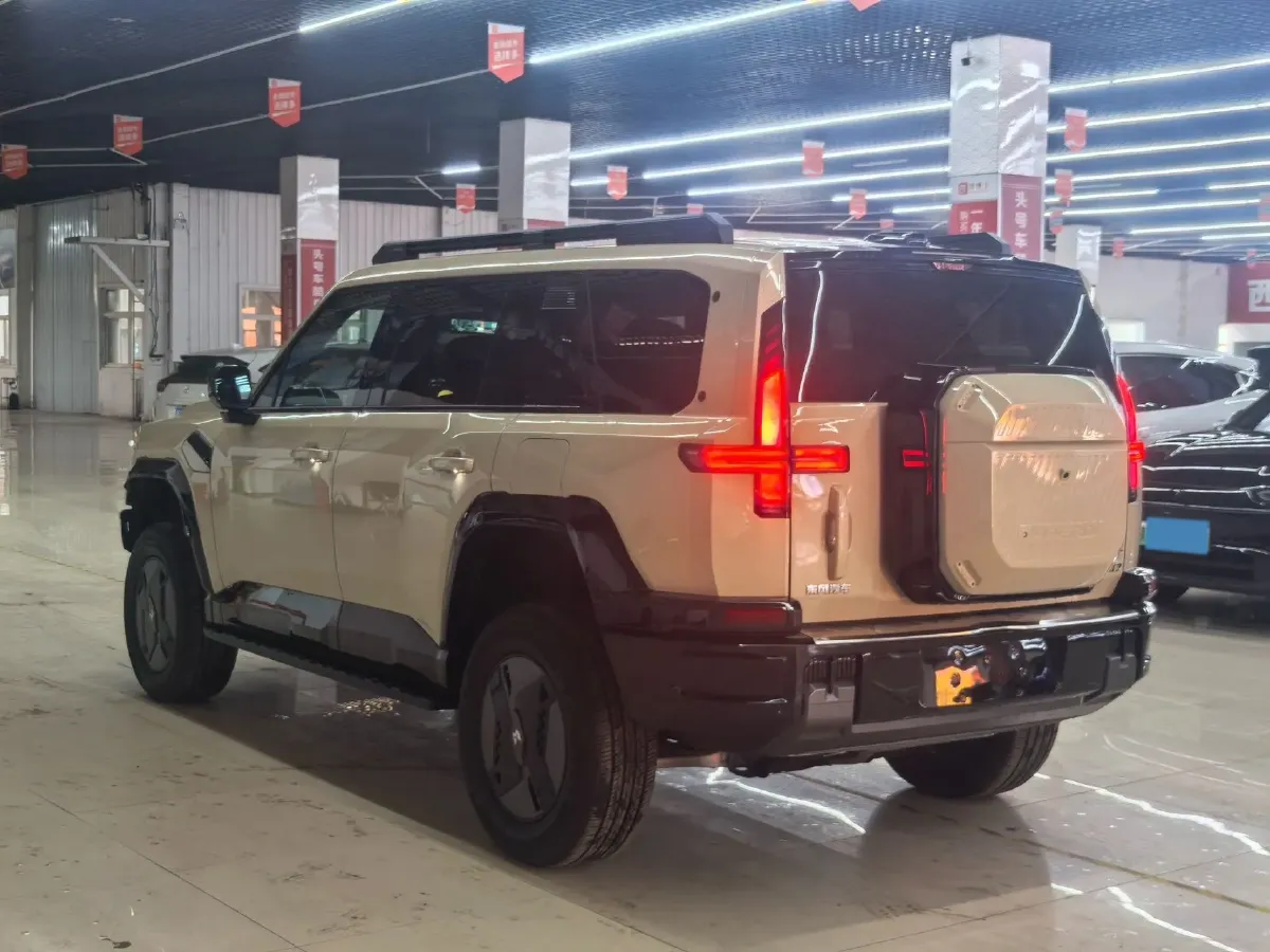 2026 M Hero 917 REEV 197HP 2AT REEV,autocango,china used car exporter,china ev exporter,chinese used car exporter,chinese used ev exporter