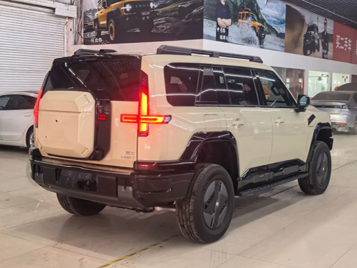 2026 M Hero 917 REEV 197HP 2AT REEV,autocango,china used car exporter,china ev exporter,chinese used car exporter,chinese used ev exporter