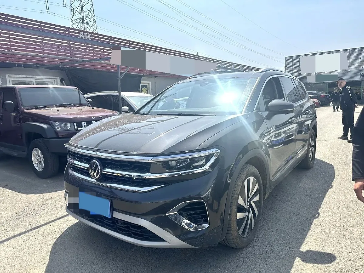 2021 Volkswagen Talagon 2.0T 220HP L4 7DCT,autocango,china used car exporter,china ev exporter,chinese used car exporter,chinese used ev exporter
