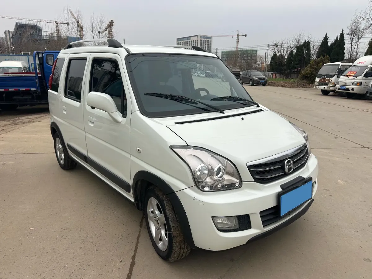 2023 BAIC ChangHe Wagon R X5 1.4L 97HP L4 5MT,autocango,china used car exporter,china ev exporter,chinese used car exporter,chinese used ev exporter