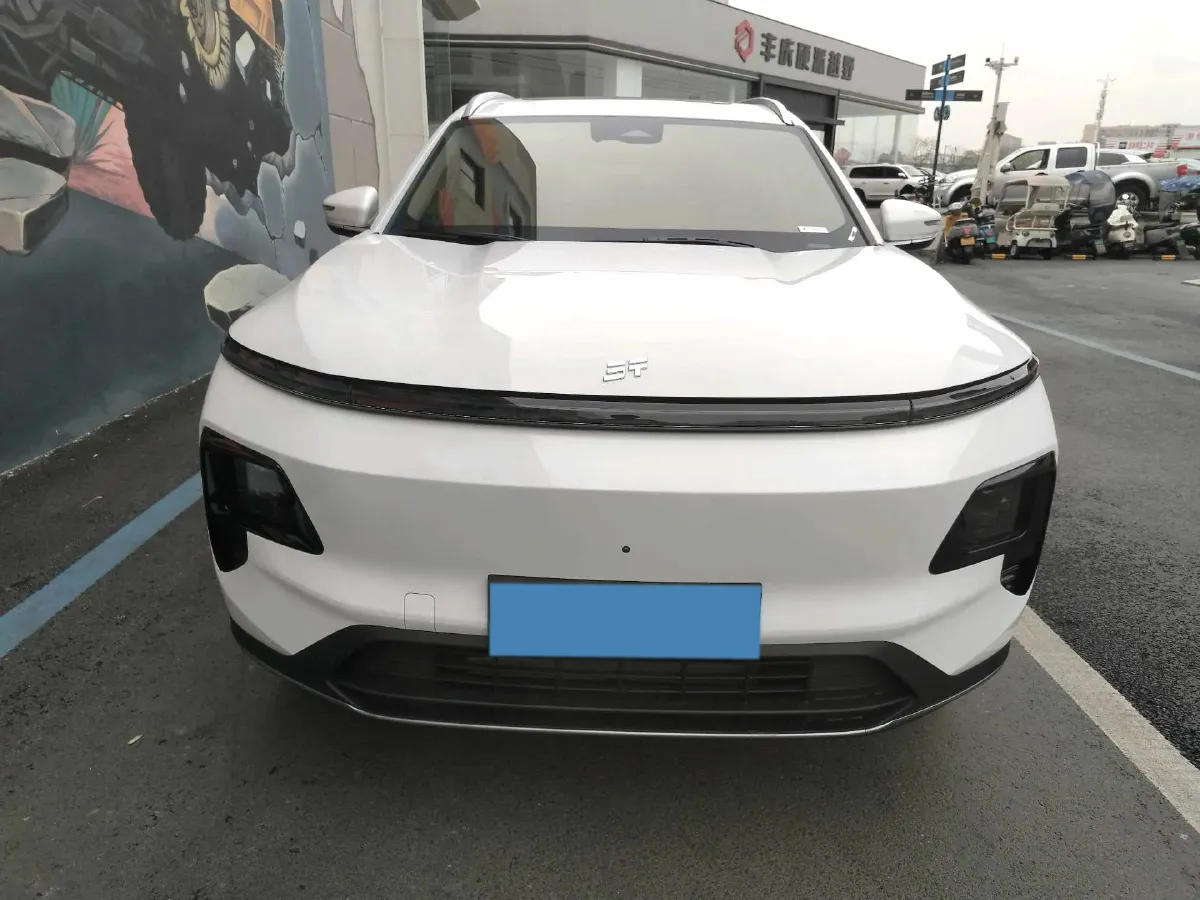 2024 Venucia VX6 BEV 62KWH,autocango,china used car exporter,china ev exporter,chinese used car exporter,chinese used ev exporter