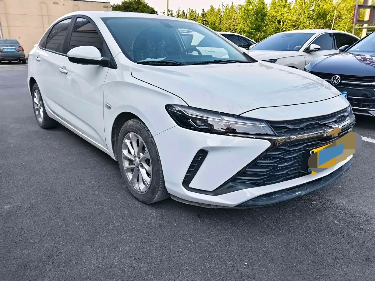 2023 Chevrolet Monza 1.5L 113HP L4 6DCT,autocango,china used car exporter,china ev exporter,chinese used car exporter,chinese used ev exporter