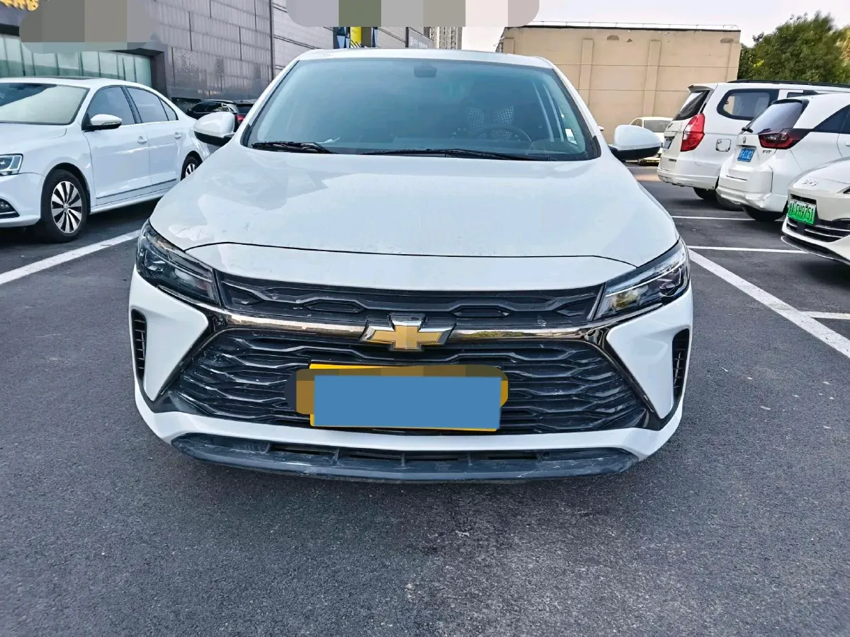 2023 Chevrolet Monza 1.5L 113HP L4 6DCT,autocango,china used car exporter,china ev exporter,chinese used car exporter,chinese used ev exporter