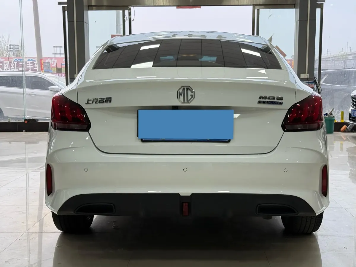 2023 MG 5 1.5L 129HP L4 5MT,autocango,china used car exporter,china ev exporter,chinese used car exporter,chinese used ev exporter