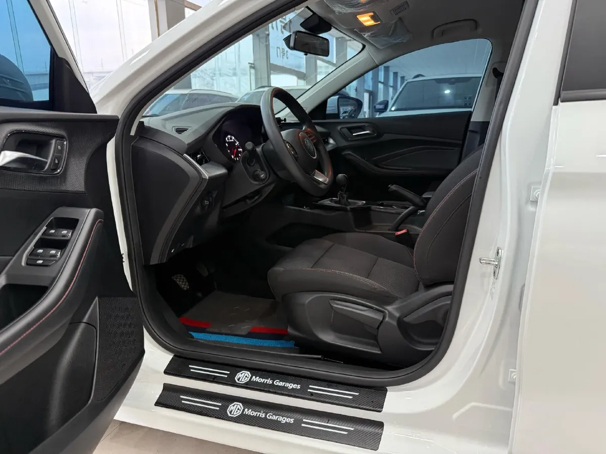 2023 MG 5 1.5L 129HP L4 5MT,autocango,china used car exporter,china ev exporter,chinese used car exporter,chinese used ev exporter