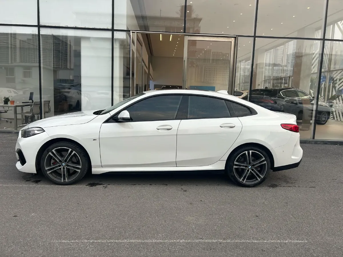 2021 BMW 2 Series 2.0T 192HP L4 7DCT,autocango,china used car exporter,china ev exporter,chinese used car exporter,chinese used ev exporter