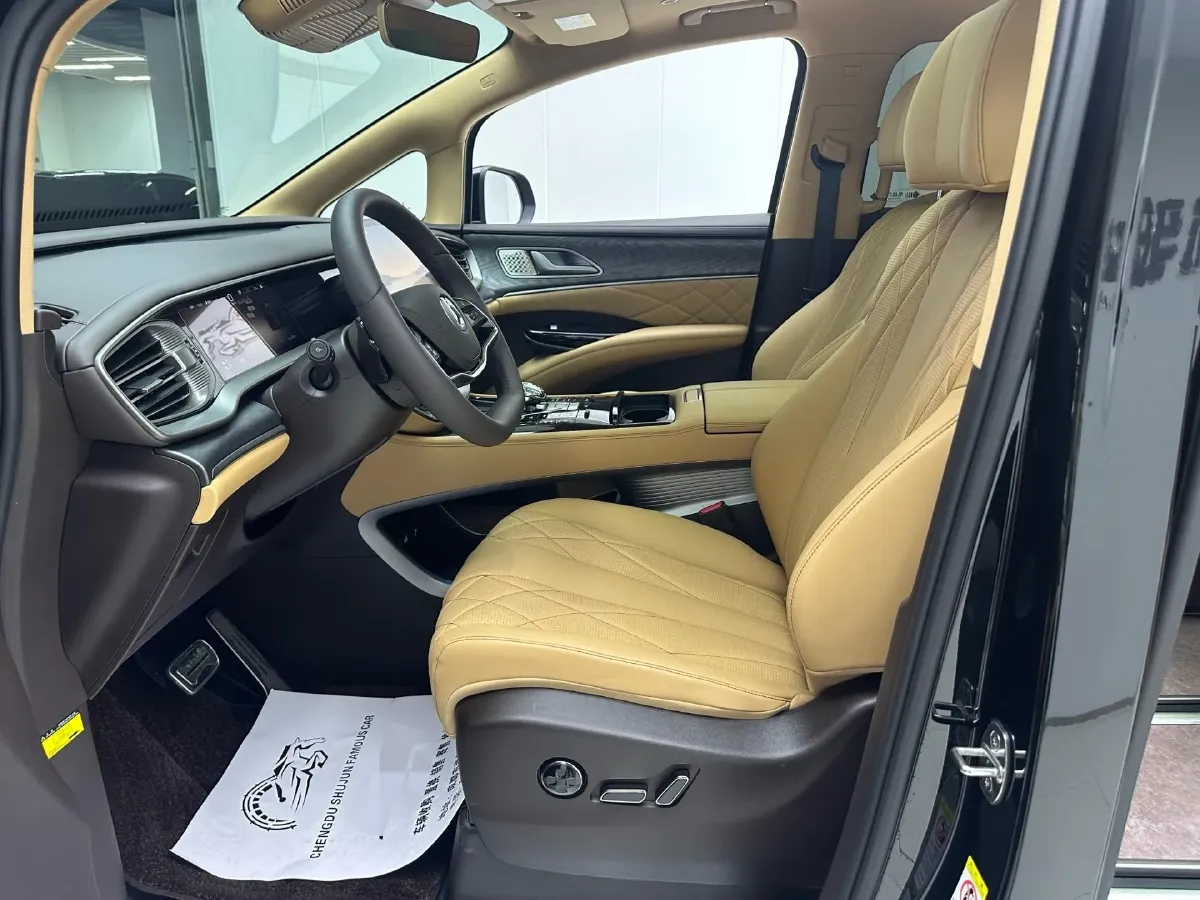 2025 Denza D9 1.5T 156HP L4 E-CVT PHEV,autocango,china used car exporter,china ev exporter,chinese used car exporter,chinese used ev exporter