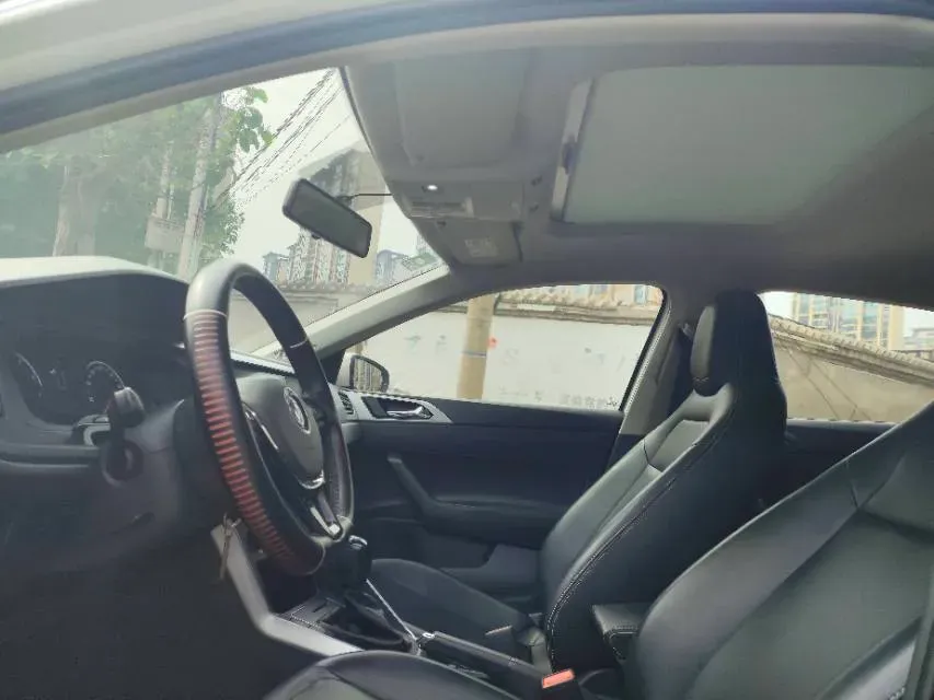 2019 Volkswagen Polo 1.5L 113HP L4 6AT,autocango,china used car exporter,china ev exporter,chinese used car exporter,chinese used ev exporter