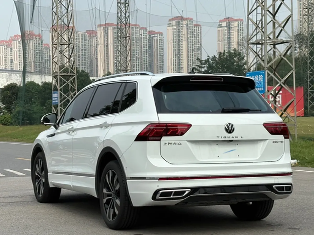 2024 Volkswagen Tiguan L 2.0T 186HP L4 7DCT,autocango,china used car exporter,china ev exporter,chinese used car exporter,chinese used ev exporter