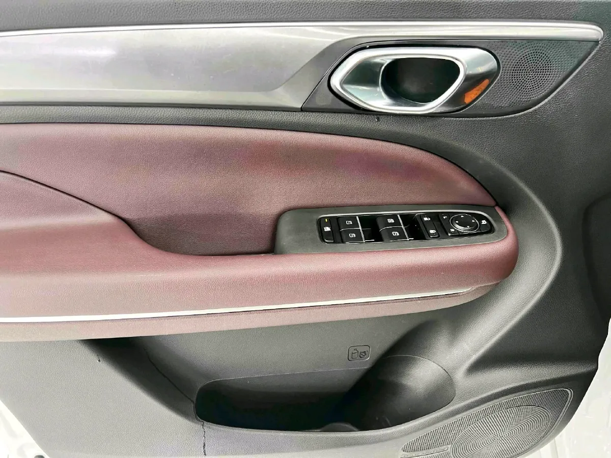 2021 GAC Trumpchi M6 1.5T 169HP L4 7DCT,autocango,china used car exporter,china ev exporter,chinese used car exporter,chinese used ev exporter