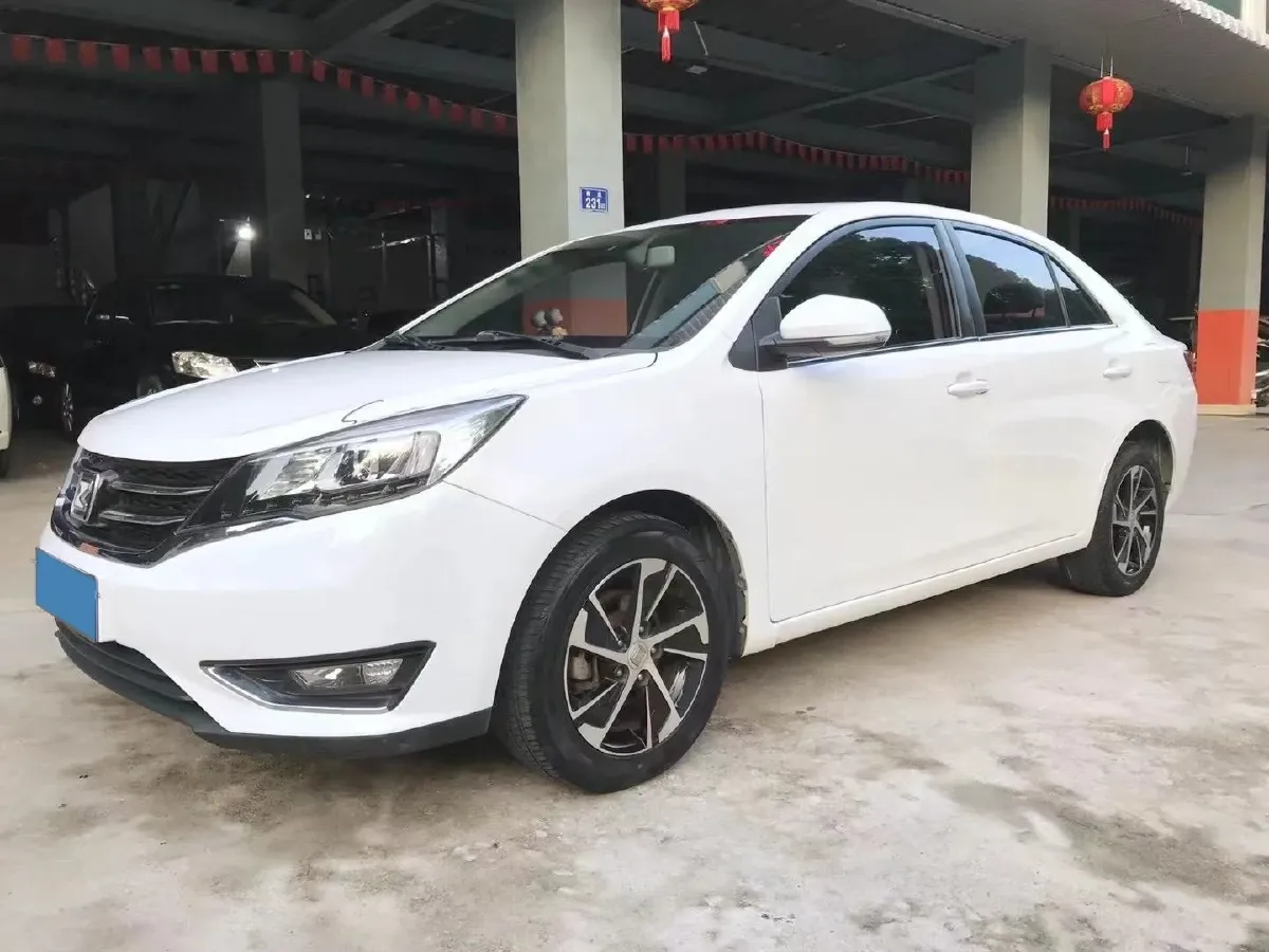2017 Zotye Z360 1.5L 112HP L4 5MT,autocango,china used car exporter,china ev exporter,chinese used car exporter,chinese used ev exporter