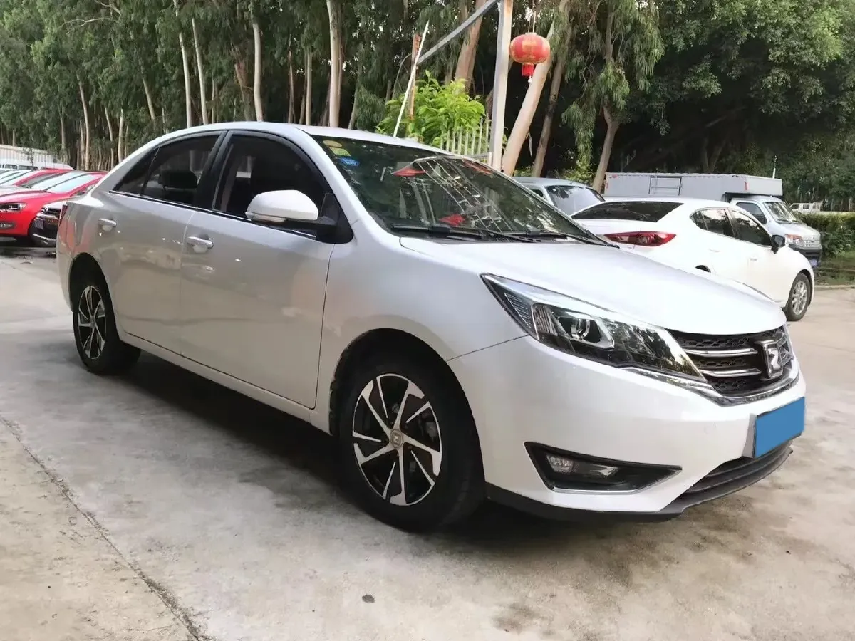 2017 Zotye Z360 1.5L 112HP L4 5MT,autocango,china used car exporter,china ev exporter,chinese used car exporter,chinese used ev exporter
