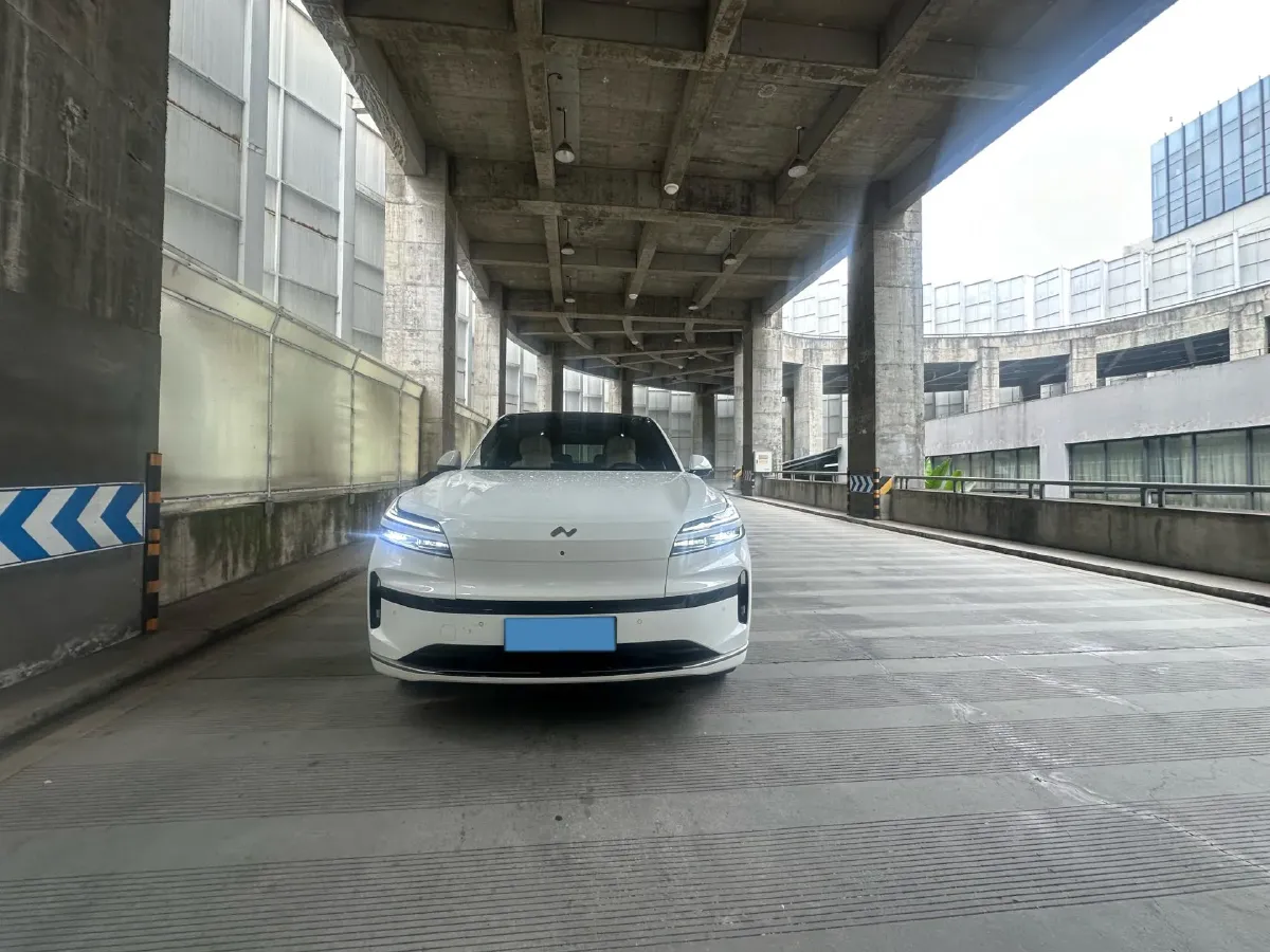 2025 ONVO L90 BEV,autocango,china used car exporter,china ev exporter,chinese used car exporter,chinese used ev exporter