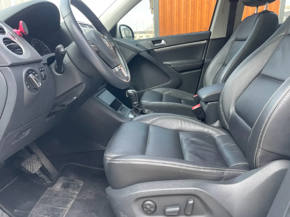 2017 Haval H9 2.0T 190HP L4 8AT,autocango,china used car exporter,china ev exporter,chinese used car exporter,chinese used ev exporter