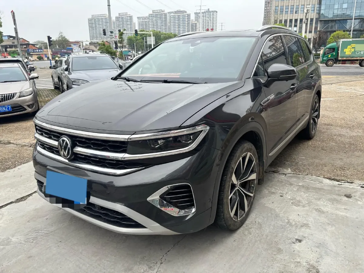 2023 Volkswagen Talagon 2.5T 299HP V6 7DCT,autocango,china used car exporter,china ev exporter,chinese used car exporter,chinese used ev exporter