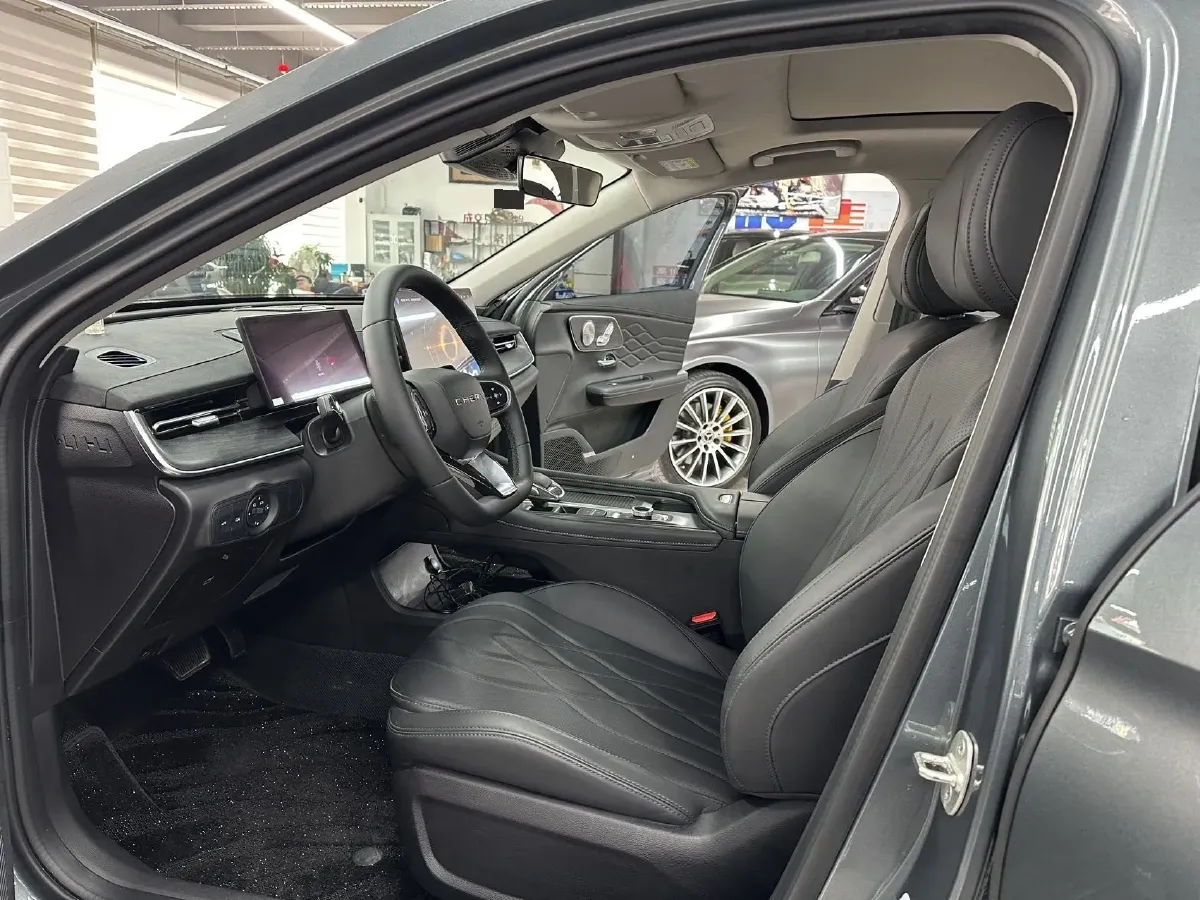 2025 Chery Arrizo 8 1.6T 197HP L4 7DCT,autocango,china used car exporter,china ev exporter,chinese used car exporter,chinese used ev exporter