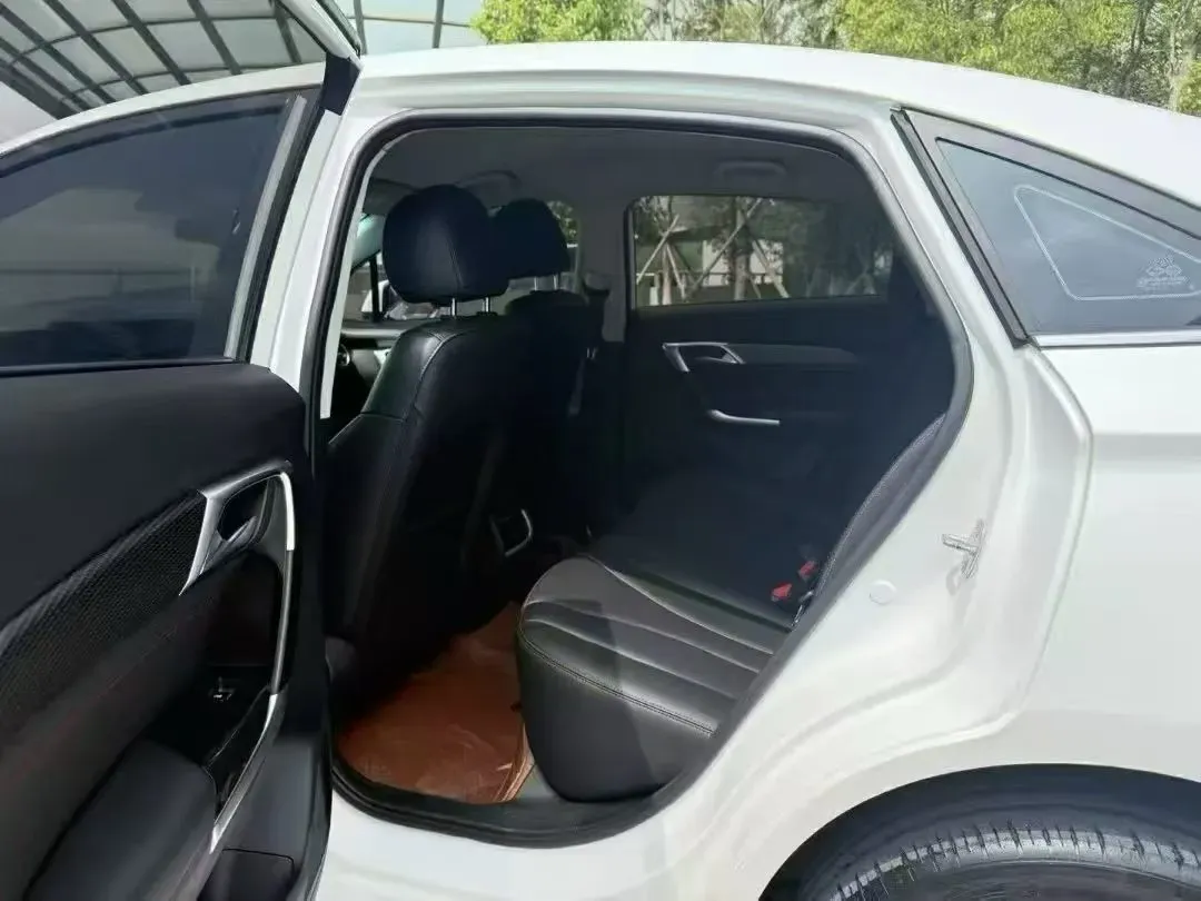 2020 BeiJing Auto EU5 BEV 60KWH,autocango,china used car exporter,china ev exporter,chinese used car exporter,chinese used ev exporter