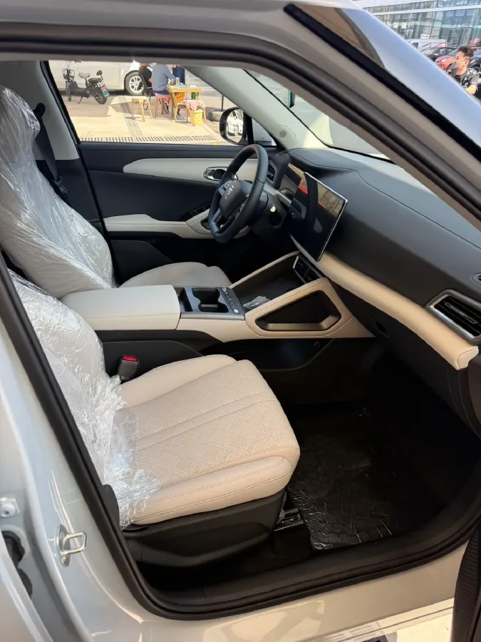 2025 BYD YuanUP BEV 45.12KWH,autocango,china used car exporter,china ev exporter,chinese used car exporter,chinese used ev exporter