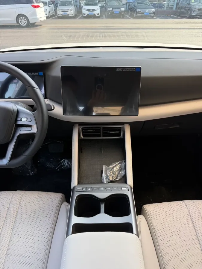 2025 BYD YuanUP BEV 45.12KWH,autocango,china used car exporter,china ev exporter,chinese used car exporter,chinese used ev exporter