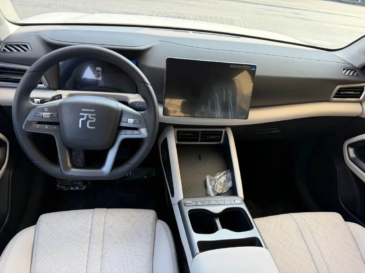 2025 BYD YuanUP BEV 45.12KWH,autocango,china used car exporter,china ev exporter,chinese used car exporter,chinese used ev exporter