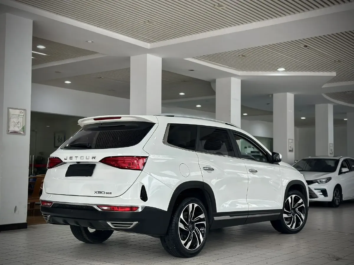 2019 Jetour X90 1.5T 156HP L4 6MT,autocango,china used car exporter,china ev exporter,chinese used car exporter,chinese used ev exporter