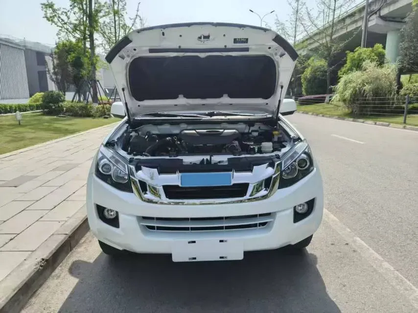 2020 Isuzu LingTuo 2.5T 150HP L4 6AT,autocango,china used car exporter,china ev exporter,chinese used car exporter,chinese used ev exporter