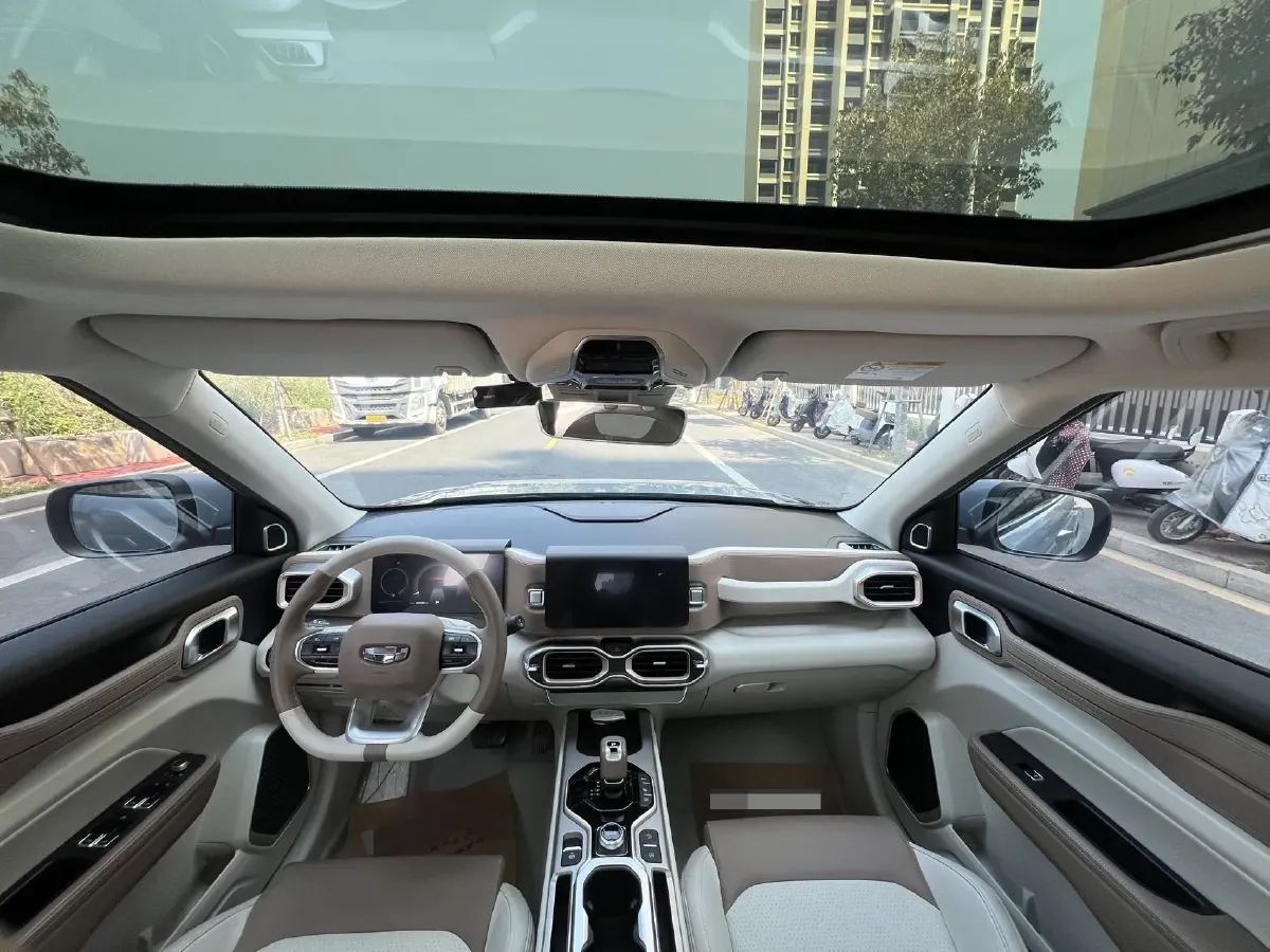 2020 Geely ICON 1.5T 177HP L3 7DCT,autocango,china used car exporter,china ev exporter,chinese used car exporter,chinese used ev exporter