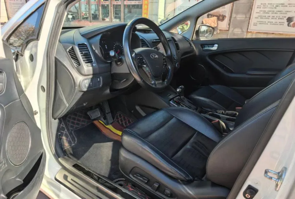 2017 Kia K3 1.6L 128HP L4 6AT,autocango,china used car exporter,china ev exporter,chinese used car exporter,chinese used ev exporter