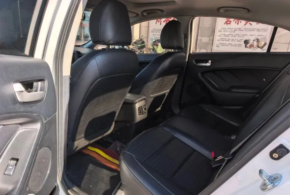 2017 Kia K3 1.6L 128HP L4 6AT,autocango,china used car exporter,china ev exporter,chinese used car exporter,chinese used ev exporter