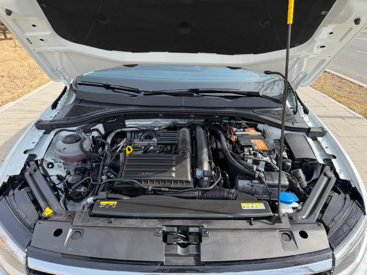 2023 Volkswagen Bora 1.2T 116HP L4 7DCT,autocango,china used car exporter,china ev exporter,chinese used car exporter,chinese used ev exporter