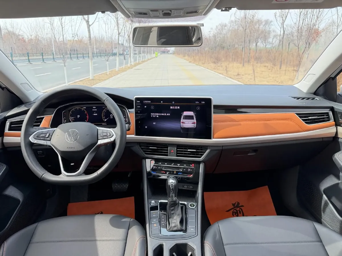 2023 Volkswagen Bora 1.2T 116HP L4 7DCT,autocango,china used car exporter,china ev exporter,chinese used car exporter,chinese used ev exporter