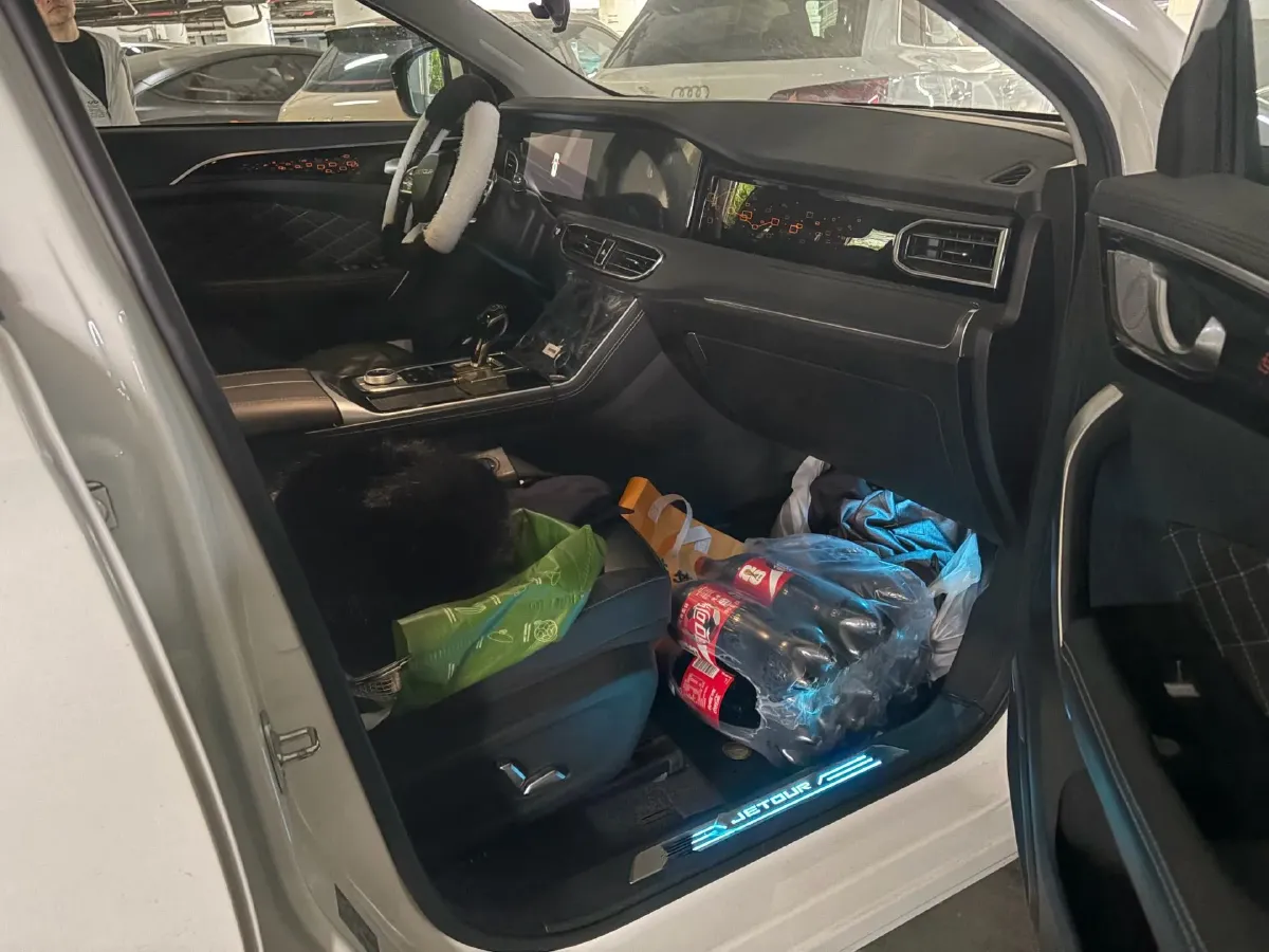 2020 Jetour X95 1.6T 197HP L4 7DCT,autocango,china used car exporter,china ev exporter,chinese used car exporter,chinese used ev exporter