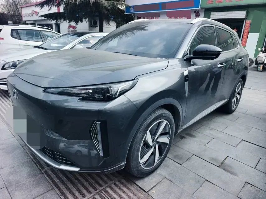 2024 ChangAn QiYuan Q05 1.5L 110HP L4 E-CVT PHEV 18.4KWH,autocango,china used car exporter,china ev exporter,chinese used car exporter,chinese used ev exporter