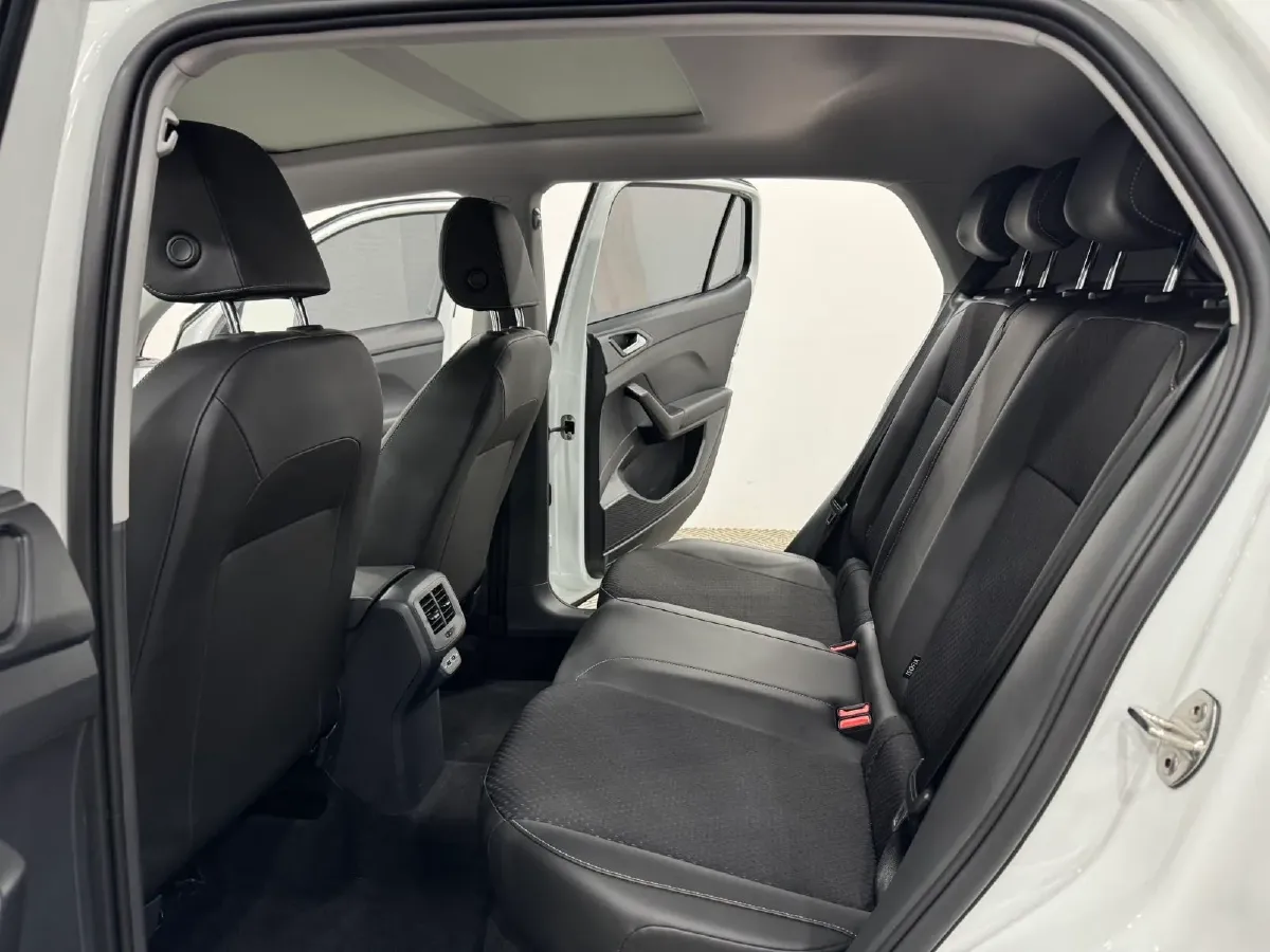 2021 Volkswagen Tacqua 1.5L 113HP L4 6AT,autocango,china used car exporter,china ev exporter,chinese used car exporter,chinese used ev exporter