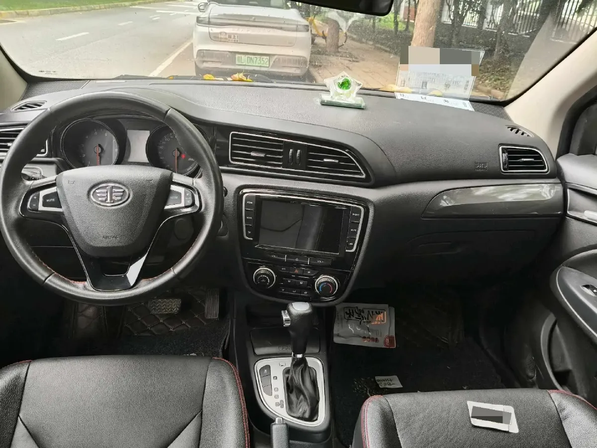 2017 FAW Jumpal D60 1.8L 139HP L4 6AT,autocango,china used car exporter,china ev exporter,chinese used car exporter,chinese used ev exporter