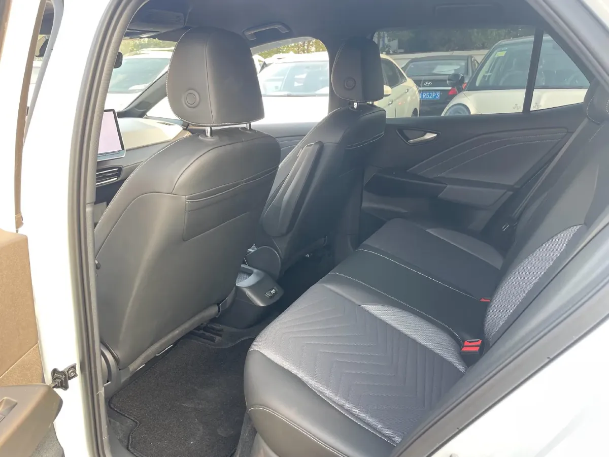 2025 Volkswagen ID.3 BEV 52.8KWH,autocango,china used car exporter,china ev exporter,chinese used car exporter,chinese used ev exporter