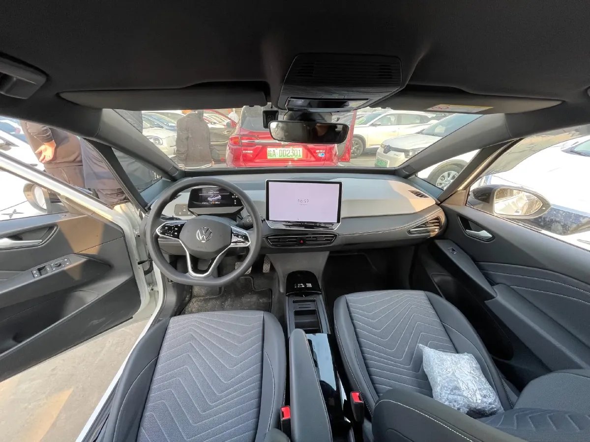 2025 Volkswagen ID.3 BEV 52.8KWH,autocango,china used car exporter,china ev exporter,chinese used car exporter,chinese used ev exporter