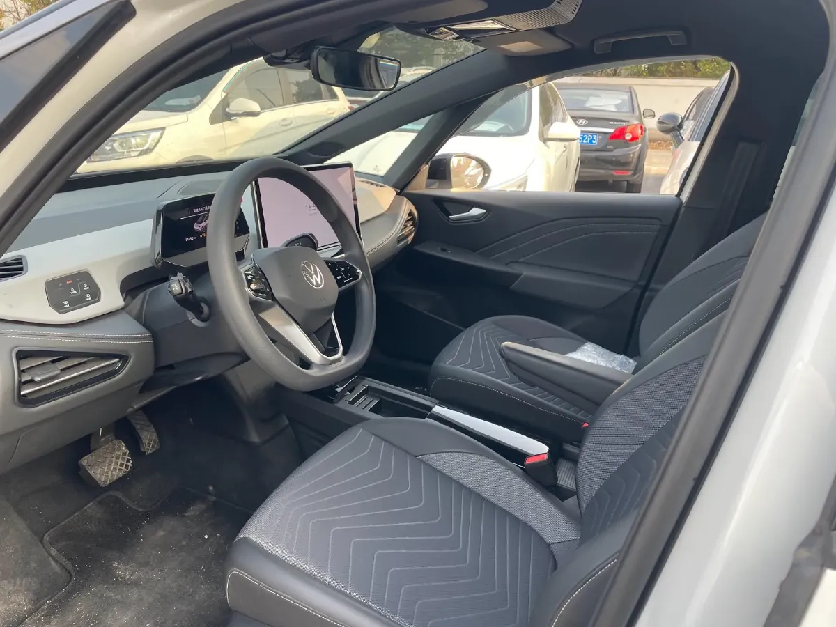 2025 Volkswagen ID.3 BEV 52.8KWH,autocango,china used car exporter,china ev exporter,chinese used car exporter,chinese used ev exporter