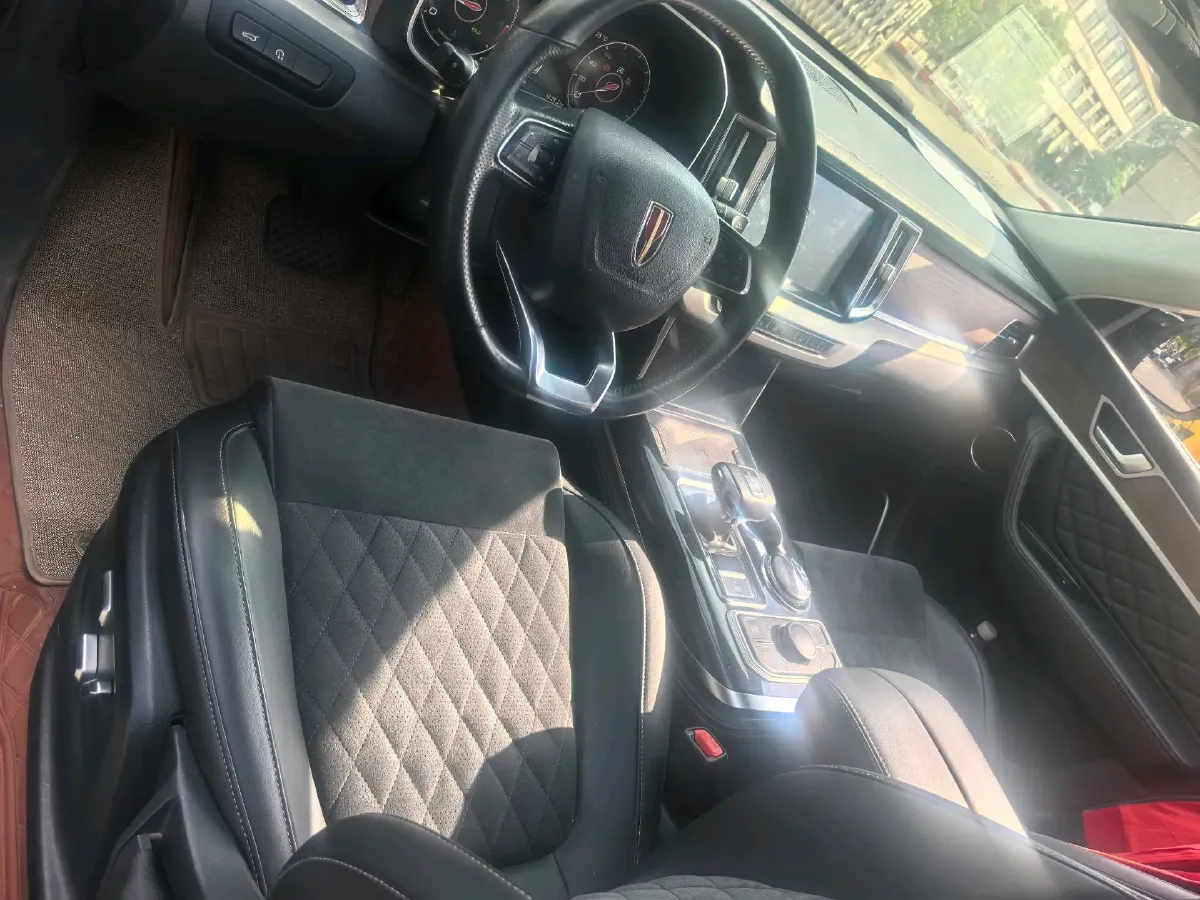 2021 HongQi HS7 2.0T 252HP L4 7DCT,autocango,china used car exporter,china ev exporter,chinese used car exporter,chinese used ev exporter