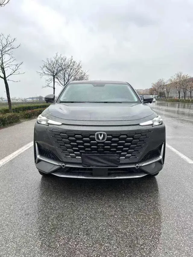2021 ChangAn UNI-K 2.0T 233HP L4 8AT,autocango,china used car exporter,china ev exporter,chinese used car exporter,chinese used ev exporter