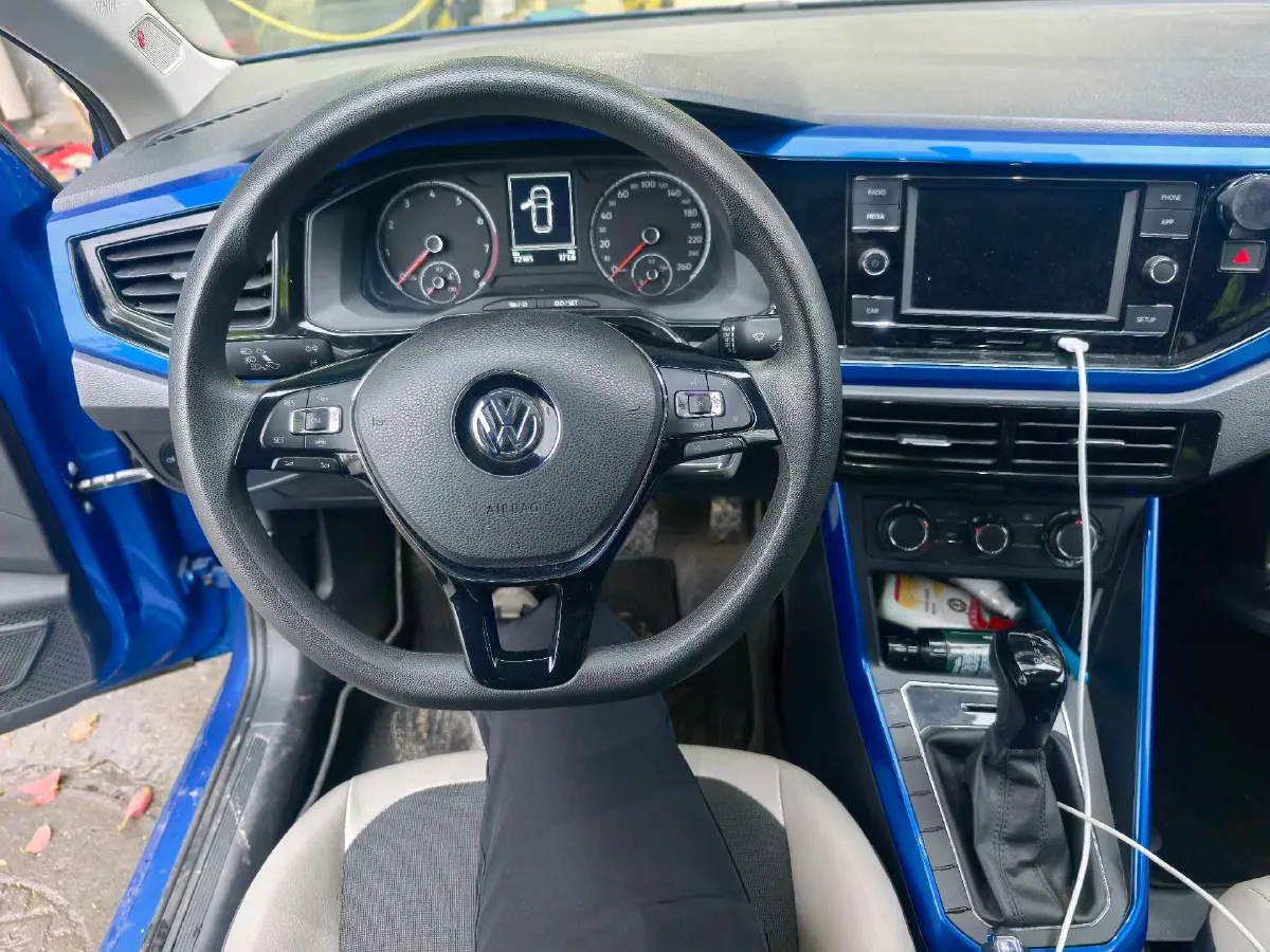 2019 Volkswagen Polo 1.5L 113HP L4 6AT,autocango,china used car exporter,china ev exporter,chinese used car exporter,chinese used ev exporter