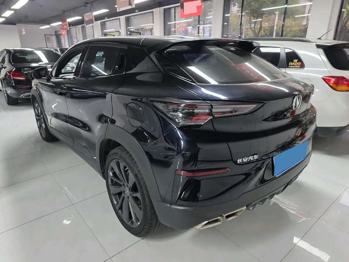 2021 ChangAn UNI-T 1.5T 180HP L4 7DCT,autocango,china used car exporter,china ev exporter,chinese used car exporter,chinese used ev exporter