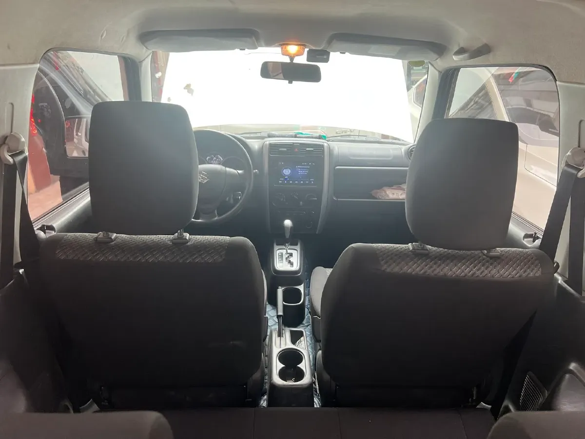 2015 Suzuki Jimny 1.3L 85HP L4 4AT,autocango,china used car exporter,china ev exporter,chinese used car exporter,chinese used ev exporter