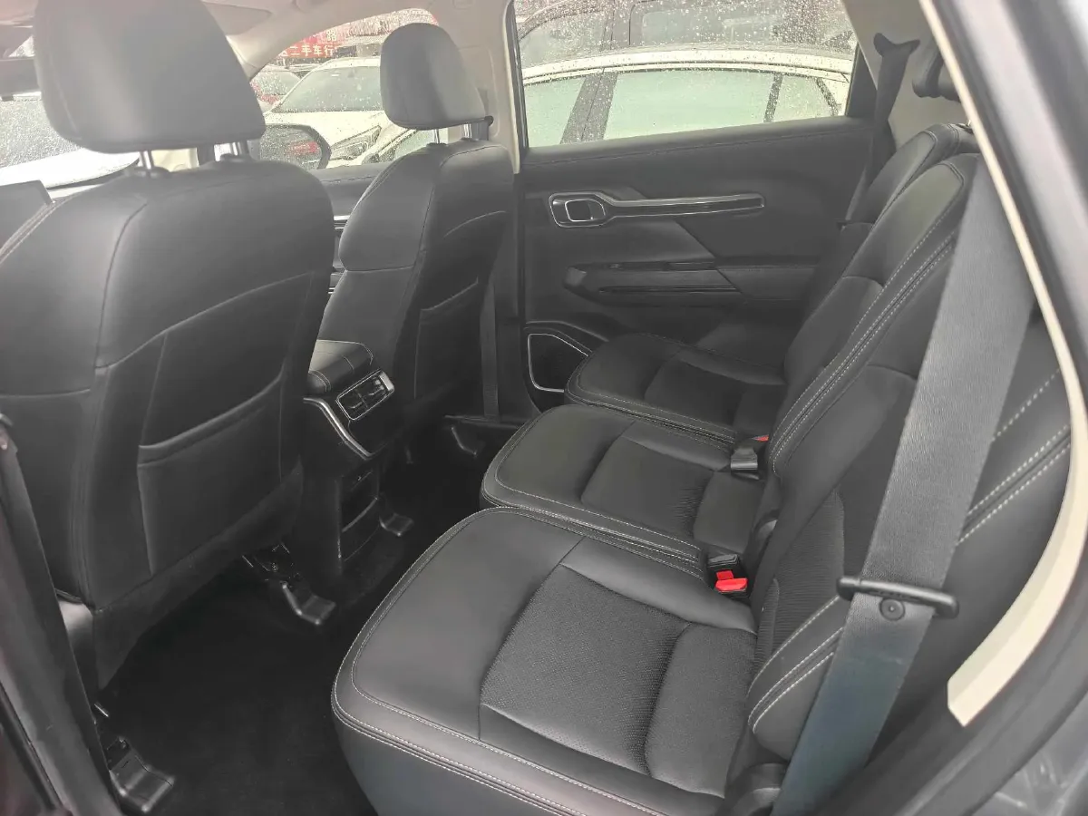 2020 Geely Okavango 1.8T 184HP L4 7DCT,autocango,china used car exporter,china ev exporter,chinese used car exporter,chinese used ev exporter