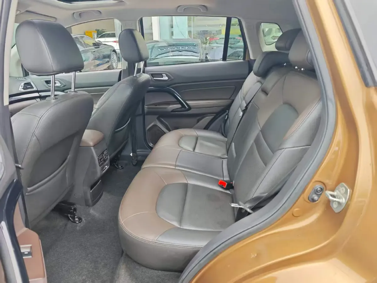 2017 GAC Trumpchi GS4 1.5T 152HP L4 5MT,autocango,china used car exporter,china ev exporter,chinese used car exporter,chinese used ev exporter