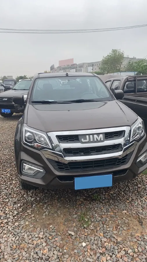 2020 JMC BaoDian 2.5T 140HP L4 5MT,autocango,china used car exporter,china ev exporter,chinese used car exporter,chinese used ev exporter