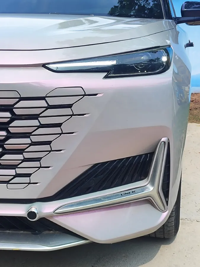 2021 ChangAn UNI-K 2.0T 233HP L4 8AT,autocango,china used car exporter,china ev exporter,chinese used car exporter,chinese used ev exporter