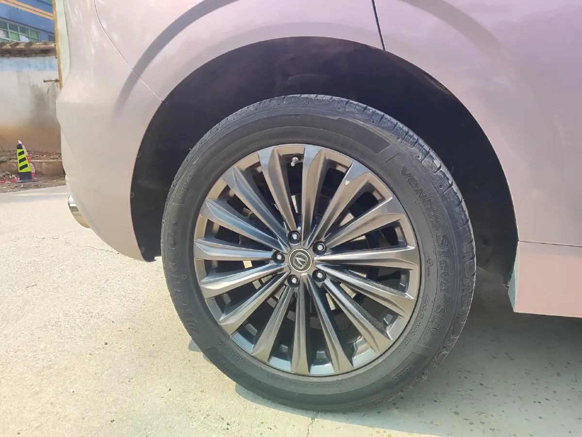 2021 ChangAn UNI-K 2.0T 233HP L4 8AT,autocango,china used car exporter,china ev exporter,chinese used car exporter,chinese used ev exporter