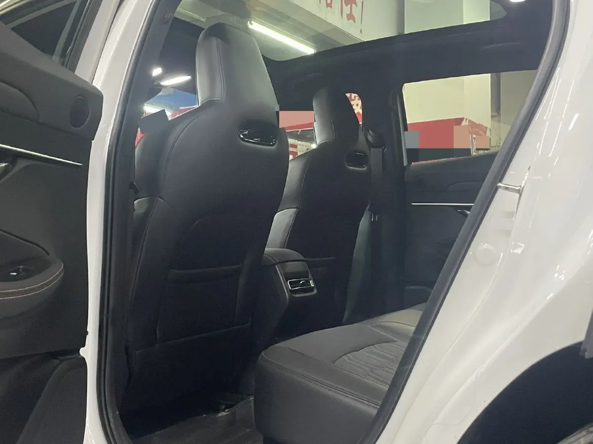 2022 ChangAn UNI-T 1.5T 188HP L4 7DCT,autocango,china used car exporter,china ev exporter,chinese used car exporter,chinese used ev exporter